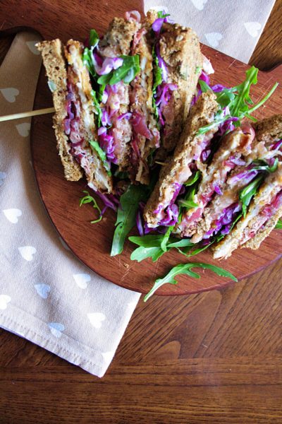 Club sandwich – con petto di tacchino in crosta-